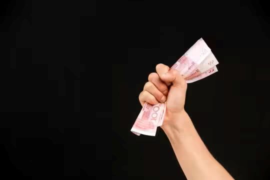 旧衣回收潜力巨大_这个不起眼的行业竟然能带来暴利