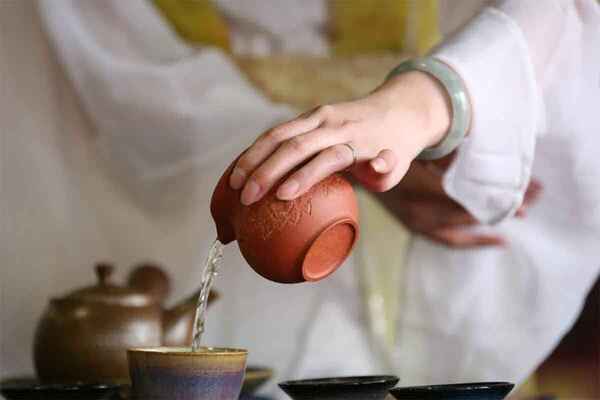 探秘茶艺世界：全套茶艺课程教学视频_一学就会-爱分享资源网